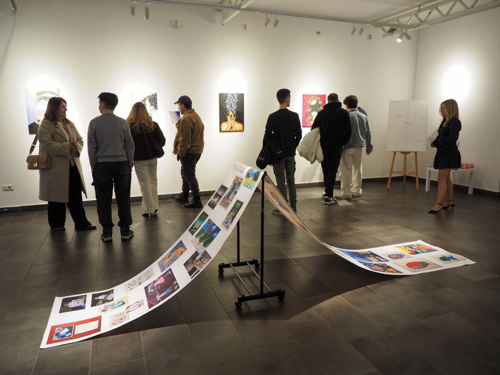 Wide view of the gallery room