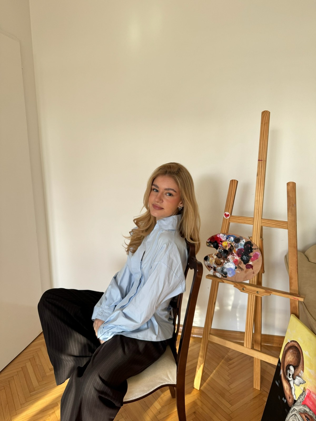 Portrait of Sara in the studio